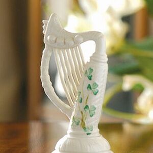 IRISH BELLEEK SMALL SHAMROCK SCULPTURED HARP